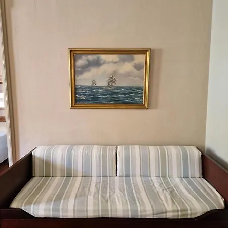 Appartamentino Con Balcone A